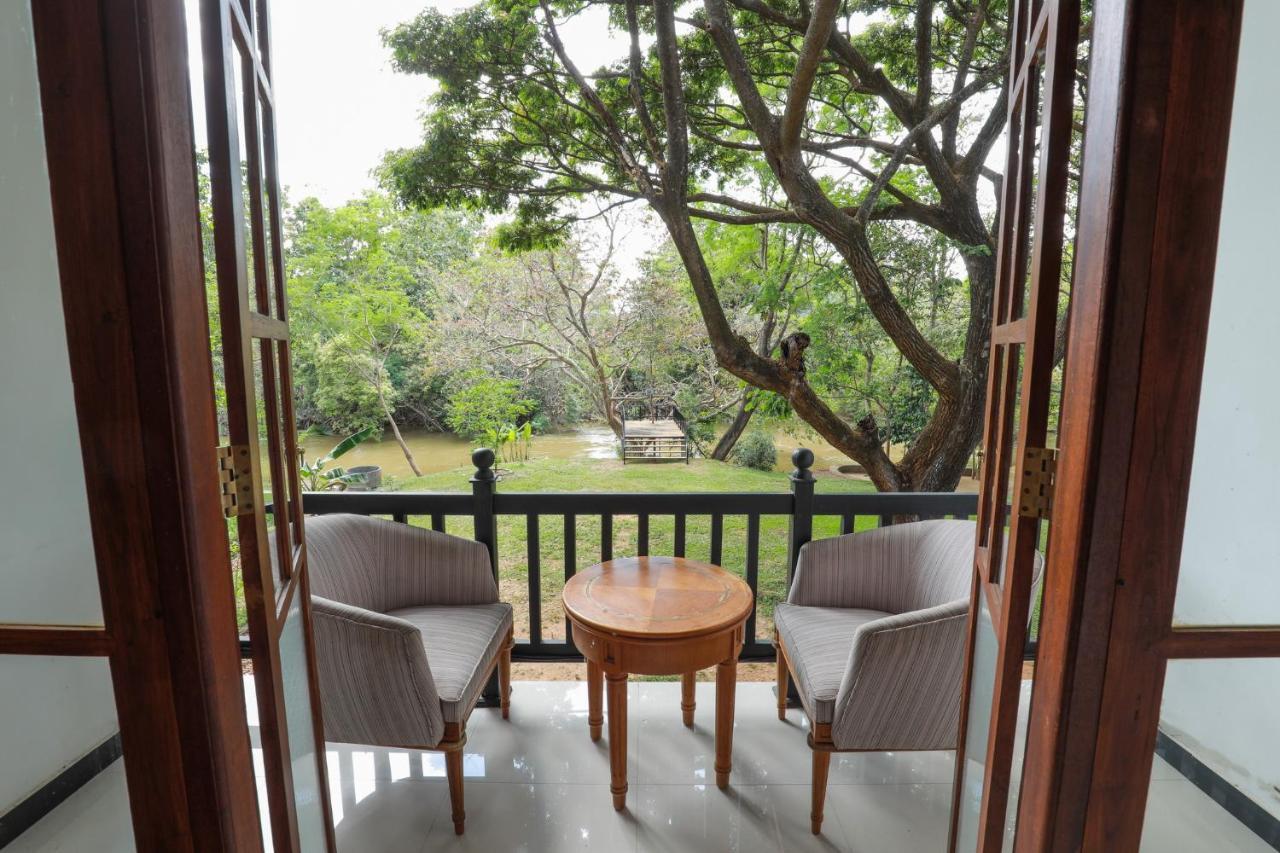 Grand Kalundawa - Dambulla'S Hidden Secret Hotel ภายนอก รูปภาพ