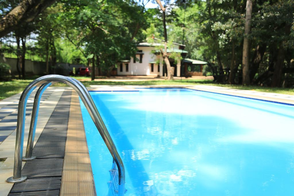 Grand Kalundawa - Dambulla'S Hidden Secret Hotel ภายนอก รูปภาพ
