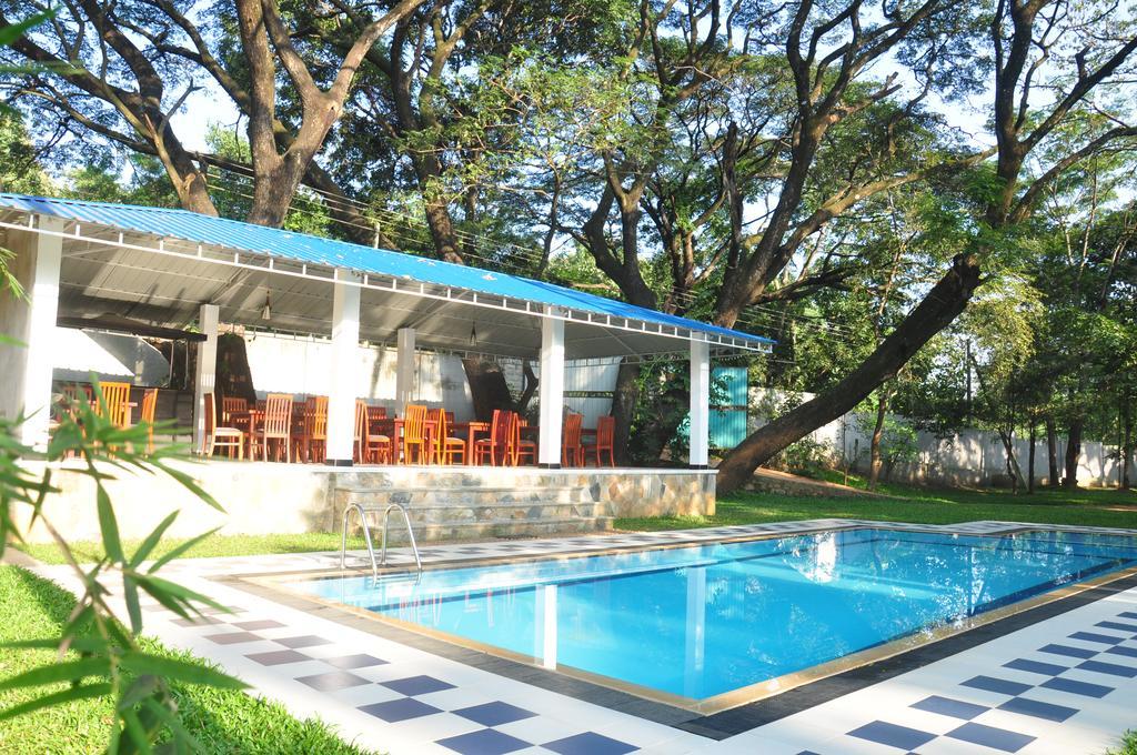 Grand Kalundawa - Dambulla'S Hidden Secret Hotel ภายนอก รูปภาพ