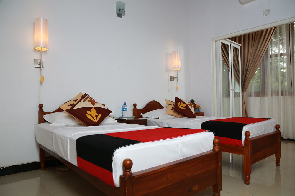 Grand Kalundawa - Dambulla'S Hidden Secret Hotel ภายนอก รูปภาพ