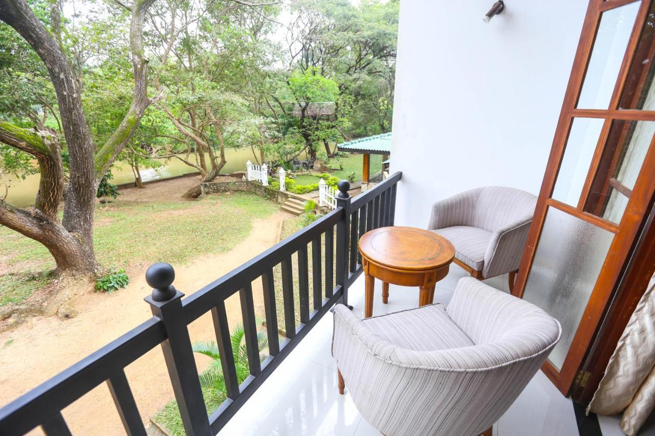 Grand Kalundawa - Dambulla'S Hidden Secret Hotel ภายนอก รูปภาพ