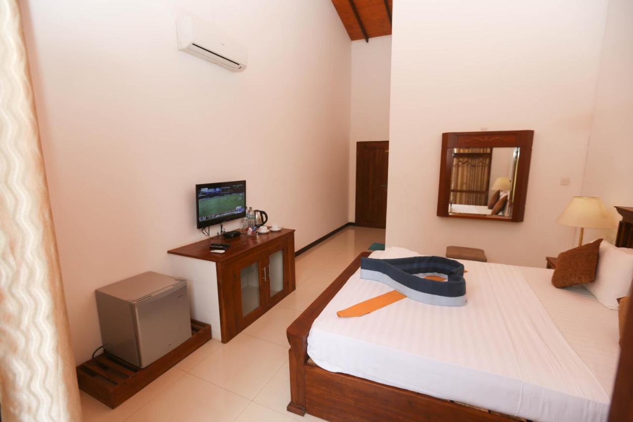 Grand Kalundawa - Dambulla'S Hidden Secret Hotel ภายนอก รูปภาพ