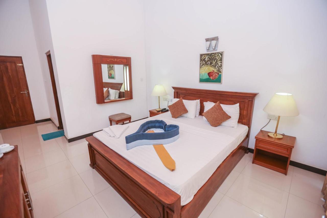 Grand Kalundawa - Dambulla'S Hidden Secret Hotel ภายนอก รูปภาพ